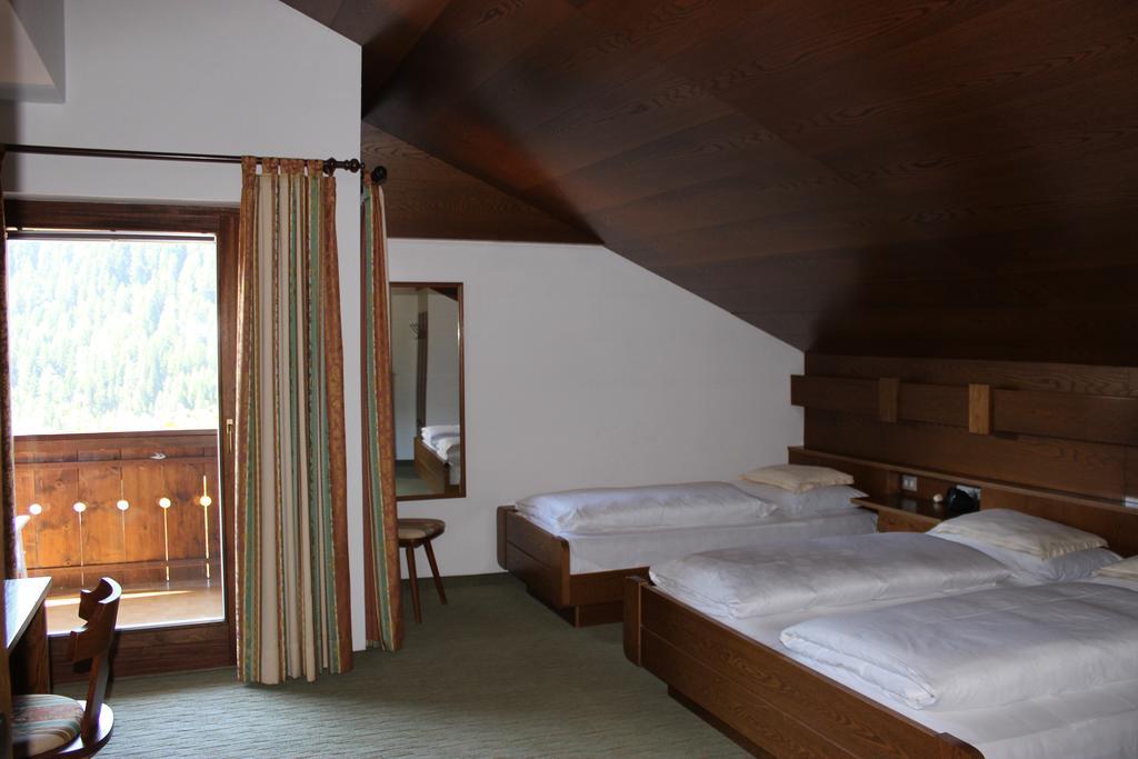 Villa Luise Ortisei Bilik gambar